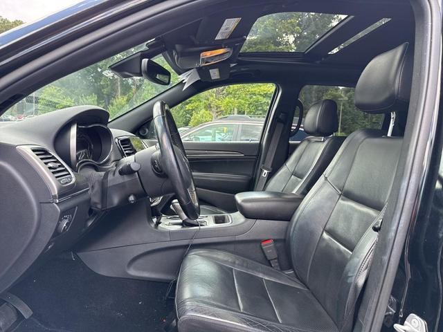 Photo of 2020 Diamond Black Jeep Grand Cherokee