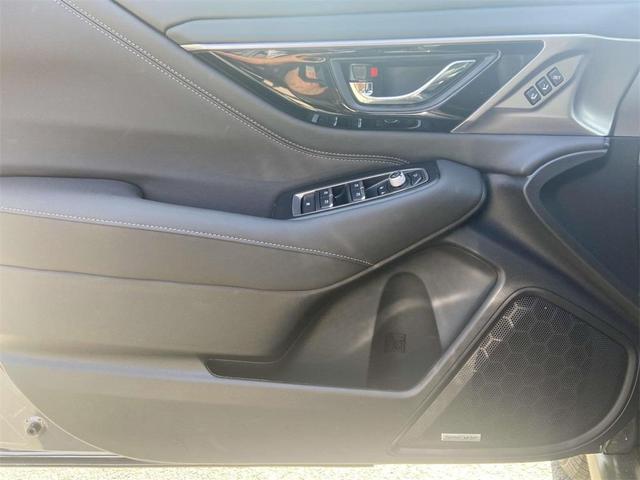 Photo of 2025 Magnetite Gray Metallic Subaru Outback