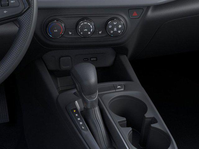 Photo of 2025 Summit White Chevrolet Trax