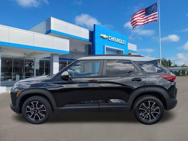 Photo of 2023 Mosaic Black Metallic Chevrolet Trailblazer