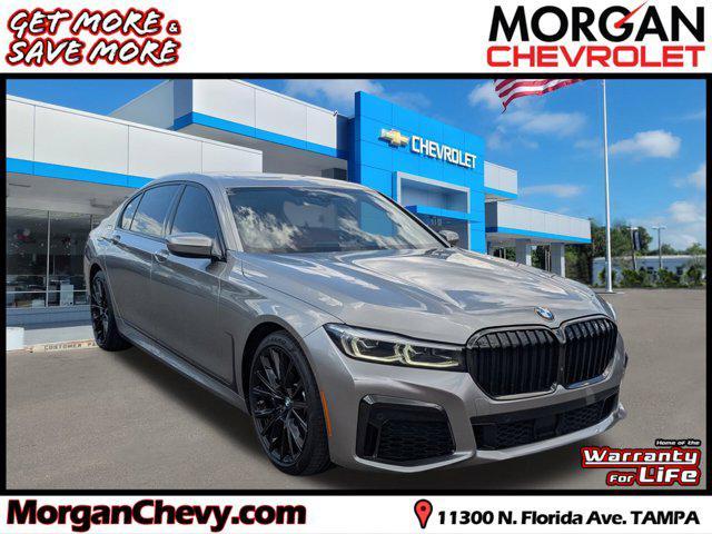 2022 BMW 740