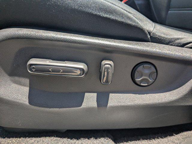 Photo of 2021 Crystal Black Pearl Honda CR-V