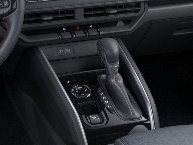 Photo of 2025 Summit White Chevrolet Colorado