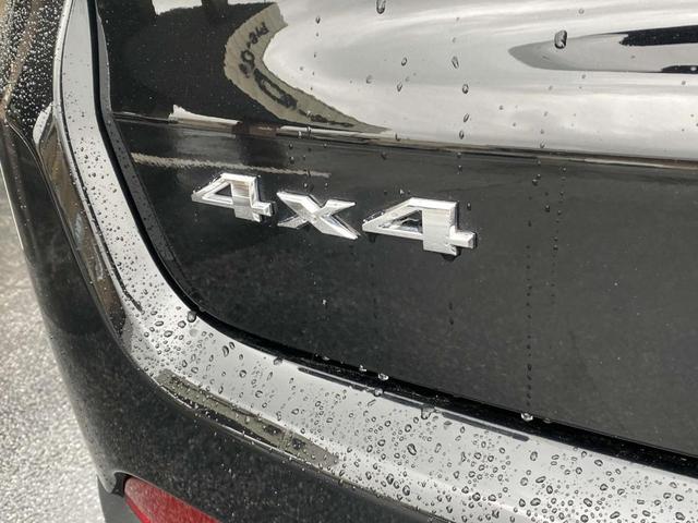 Photo of 2024 Diamond Black Jeep Compass