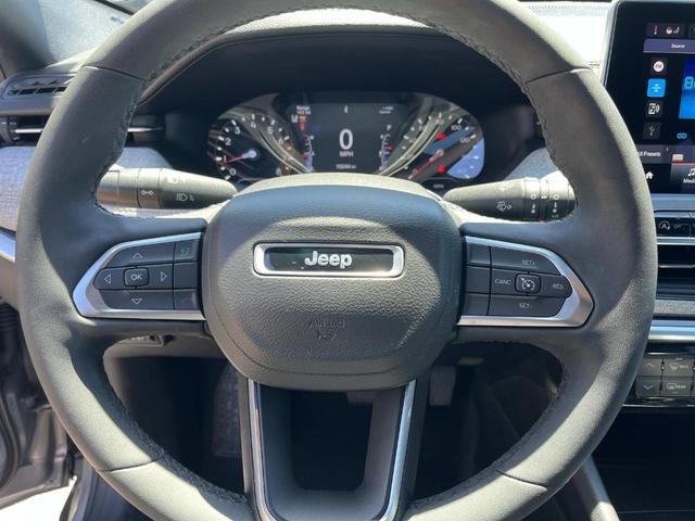 Photo of 2023 Billet Silver Metallic Clearcoat Jeep Compass