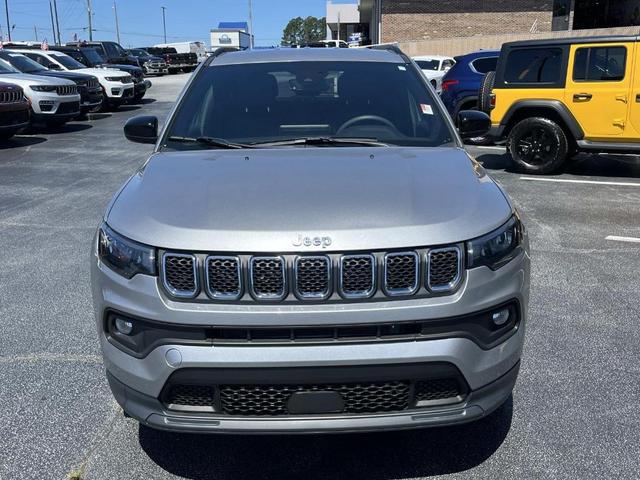 Photo of 2023 Billet Silver Metallic Clearcoat Jeep Compass