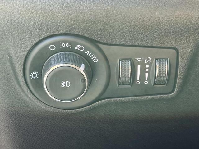 Photo of 2023 Billet Silver Metallic Clearcoat Jeep Compass
