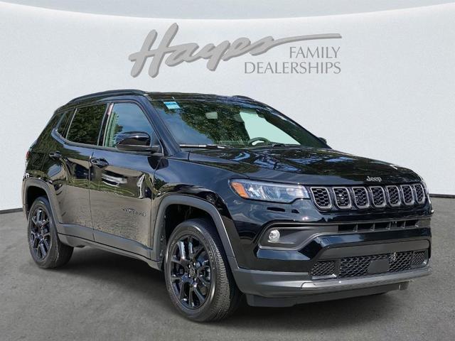 Photo of 2025 Diamond Black Jeep Compass