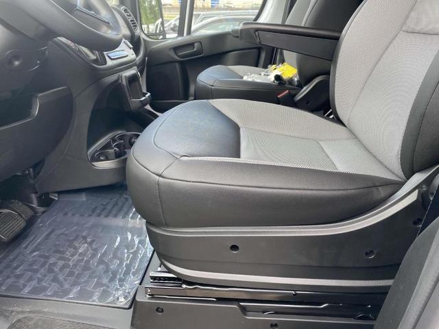 Photo of 2025 Bright White Clearcoat RAM ProMaster 2500