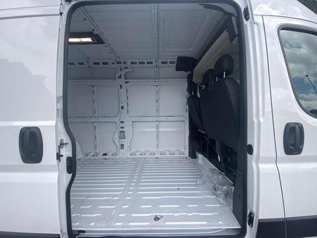 Photo of 2025 Bright White Clearcoat RAM ProMaster 2500