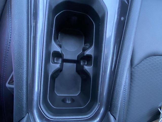 Photo of 2025 Bright White Clearcoat Jeep Compass