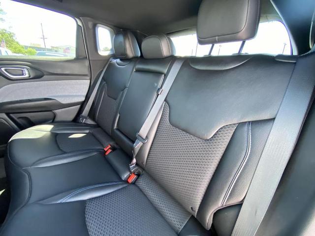 Photo of 2025 Bright White Clearcoat Jeep Compass