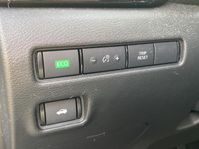 Photo of 2020 Black Nissan Sentra