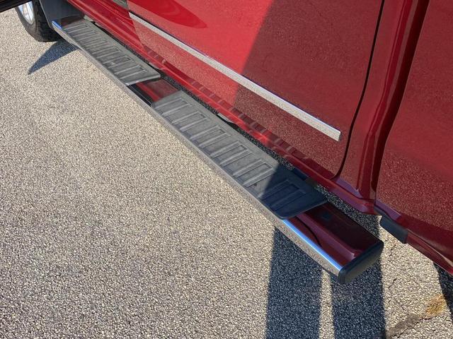 Photo of 2018 Red Quartz Tintcoat GMC Sierra 1500