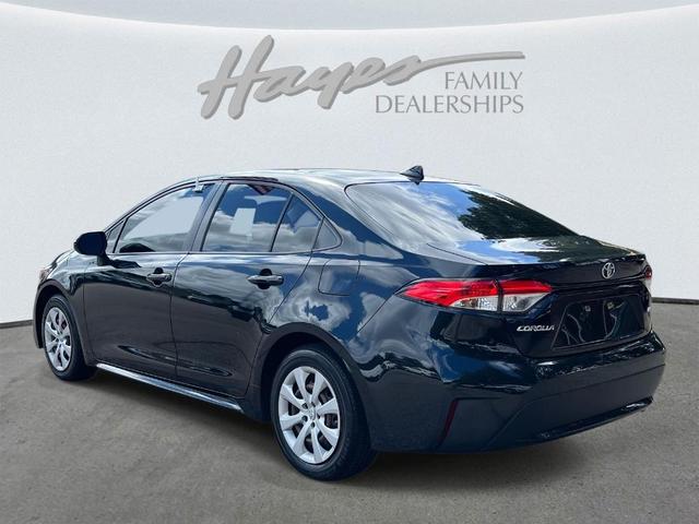 Photo of 2021 Black Sand Pearl Toyota Corolla