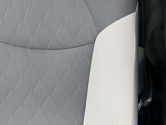 Photo of 2021 Black Sand Pearl Toyota Corolla