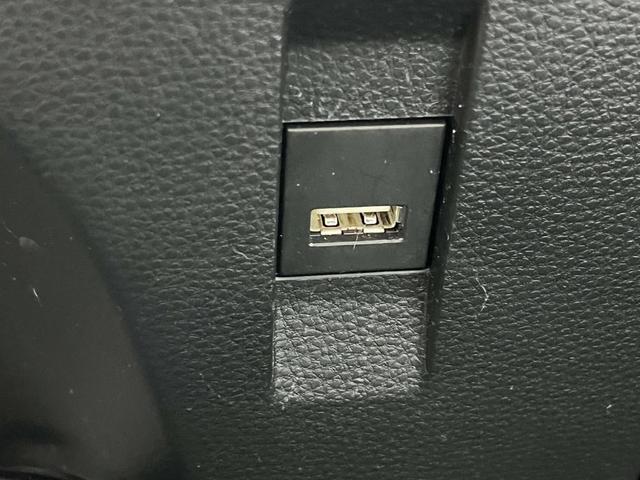 Photo of 2021 Black Sand Pearl Toyota Corolla