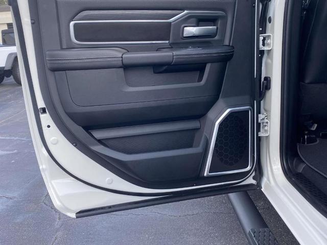 Photo of 2024 Pearl White RAM 2500