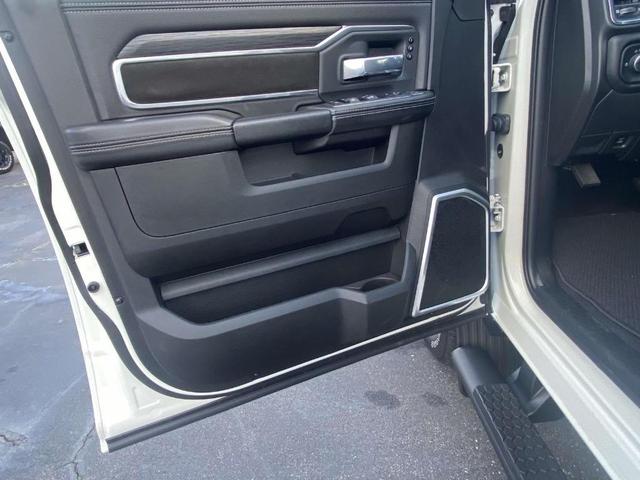 Photo of 2024 Pearl White RAM 2500