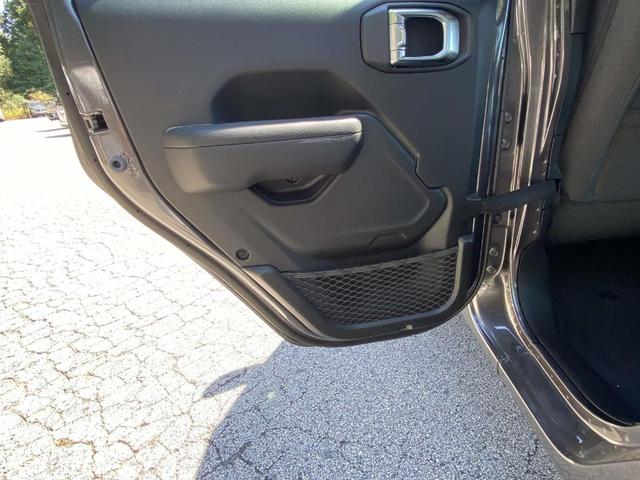 Photo of 2025 Granite Crystal Clearcoat Metallic Jeep Gladiator