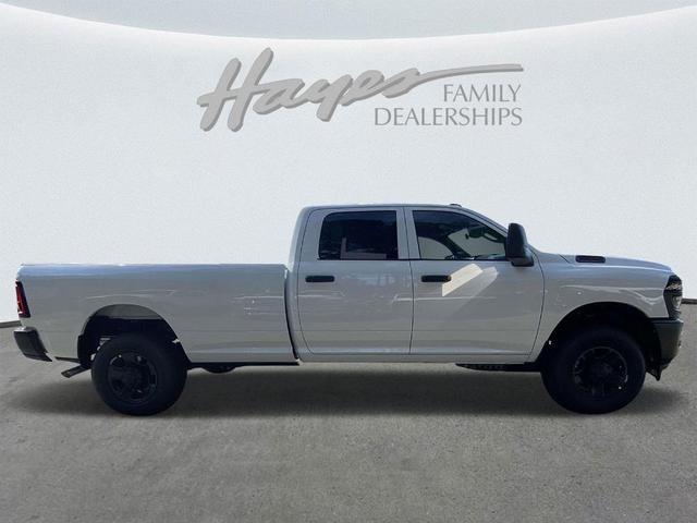 Photo of 2025 Bright White Clearcoat RAM 2500