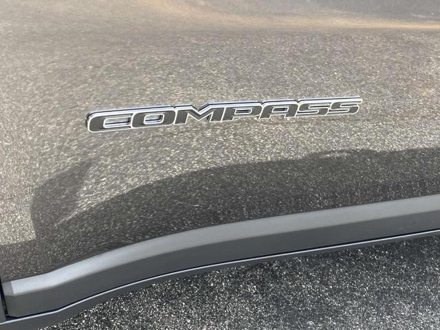 Photo of 2022 Granite Crystal Clearcoat Metallic Jeep Compass