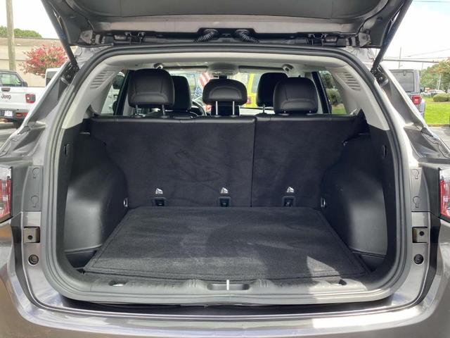 Photo of 2022 Granite Crystal Clearcoat Metallic Jeep Compass