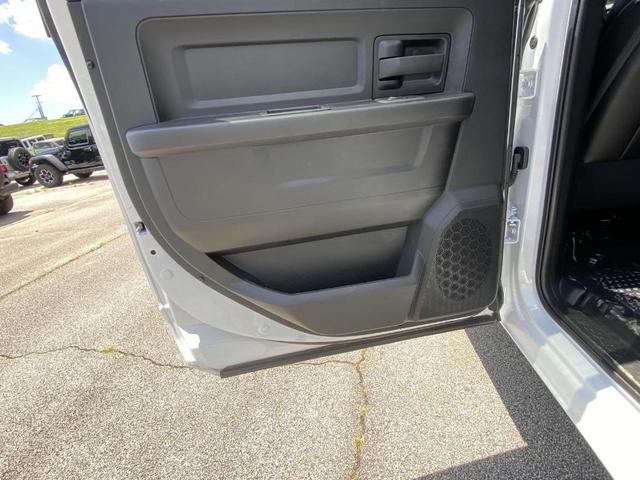 Photo of 2025 Bright White Clearcoat RAM 2500