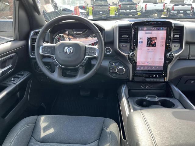 Photo of 2025 Bright White Clearcoat RAM 1500