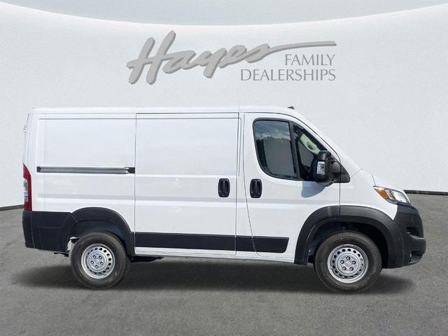 Photo of 2025 Bright White Clearcoat RAM ProMaster 1500