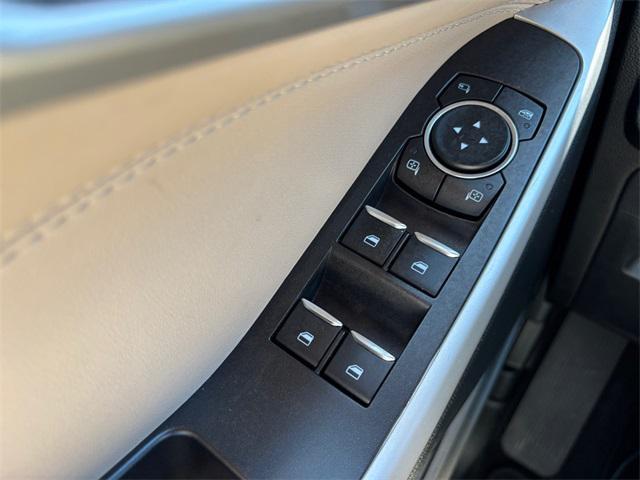 Photo of 2023 Black Metallic Ford Explorer