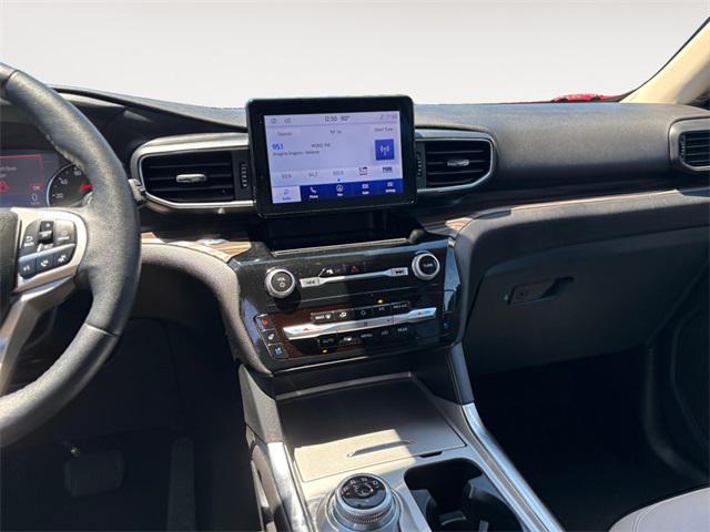 Photo of 2023 Black Metallic Ford Explorer