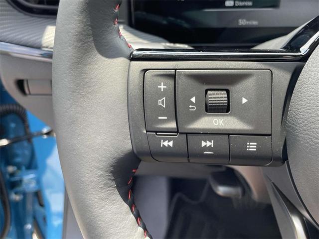 Photo of 2025 Arctic Ice Nissan Kicks