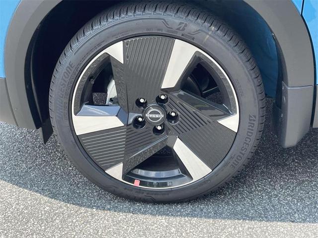 Photo of 2025 Arctic Ice Nissan Kicks