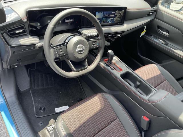 Photo of 2025 Arctic Ice Nissan Kicks