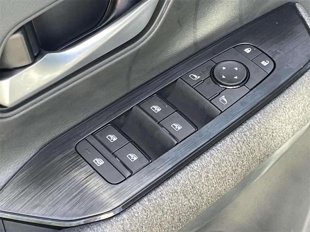 Photo of 2025 Fresh Powder Nissan Kicks
