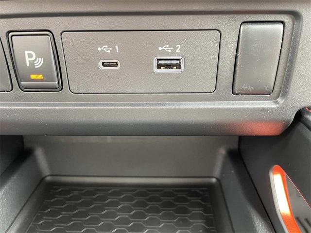 Photo of 2025 Gray Nissan Frontier