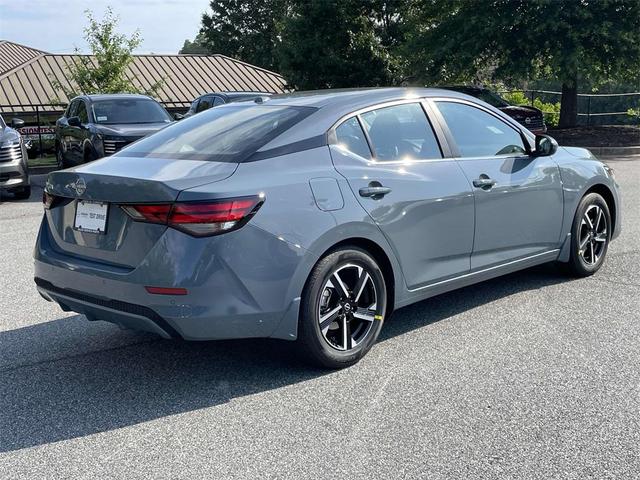 Photo of 2025 Gray Nissan Sentra