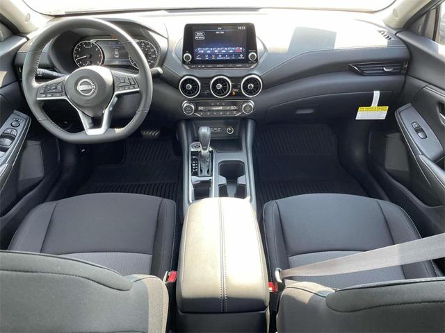 Photo of 2025 Gray Nissan Sentra