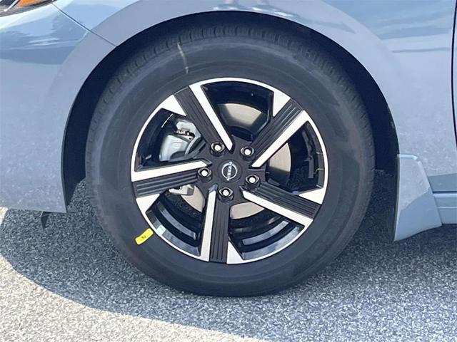 Photo of 2025 Gray Nissan Sentra