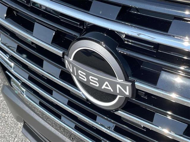 Photo of 2025 Super Black Nissan Rogue
