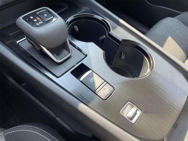 Photo of 2025 Super Black Nissan Rogue