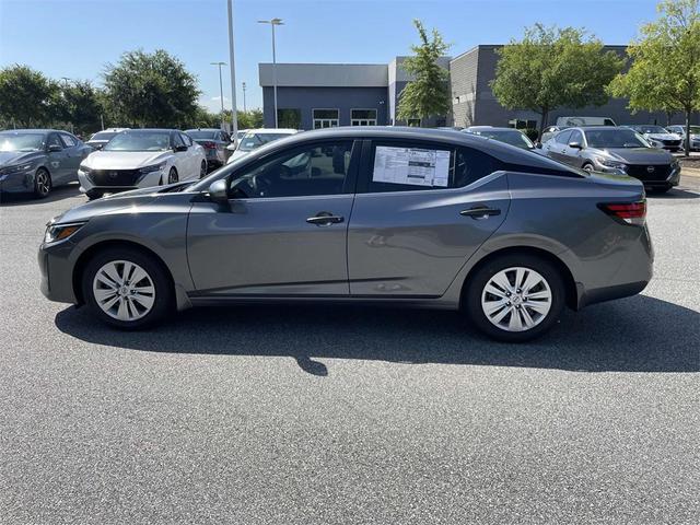 Photo of 2025 Gun Metallic Nissan Sentra