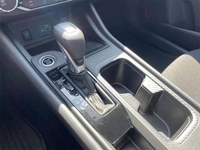Photo of 2025 Gun Metallic Nissan Sentra