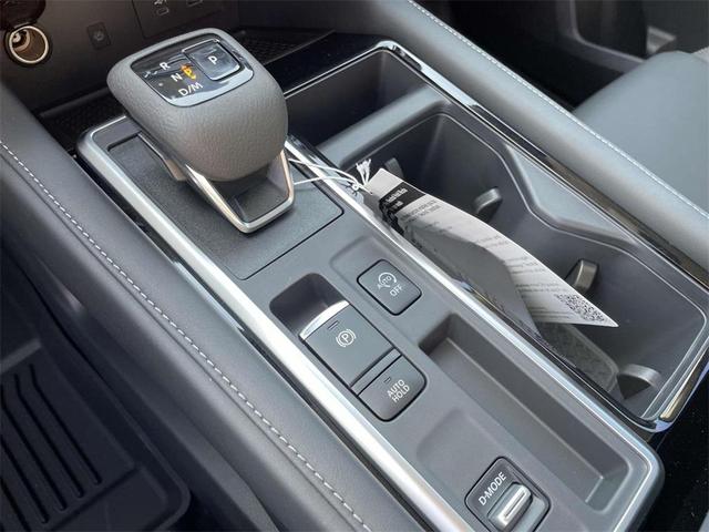 Photo of 2025 Super Black Nissan Pathfinder