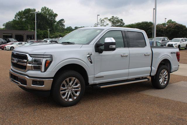 Photo of 2025 Space White Metallic Ford F-150