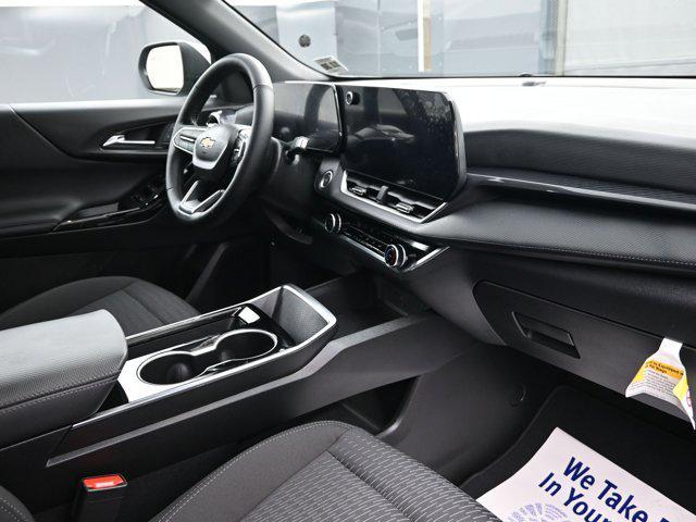 Photo of 2025 Cacti Green Chevrolet Equinox