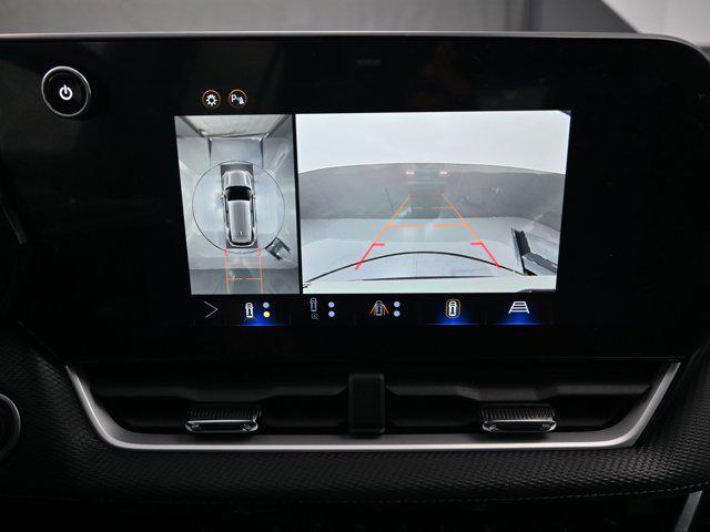Photo of 2025 Cacti Green Chevrolet Equinox