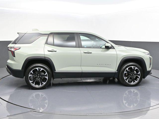 Photo of 2025 Cacti Green Chevrolet Equinox