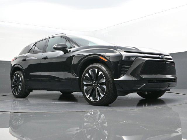 Photo of 2025 Black Chevrolet Blazer EV